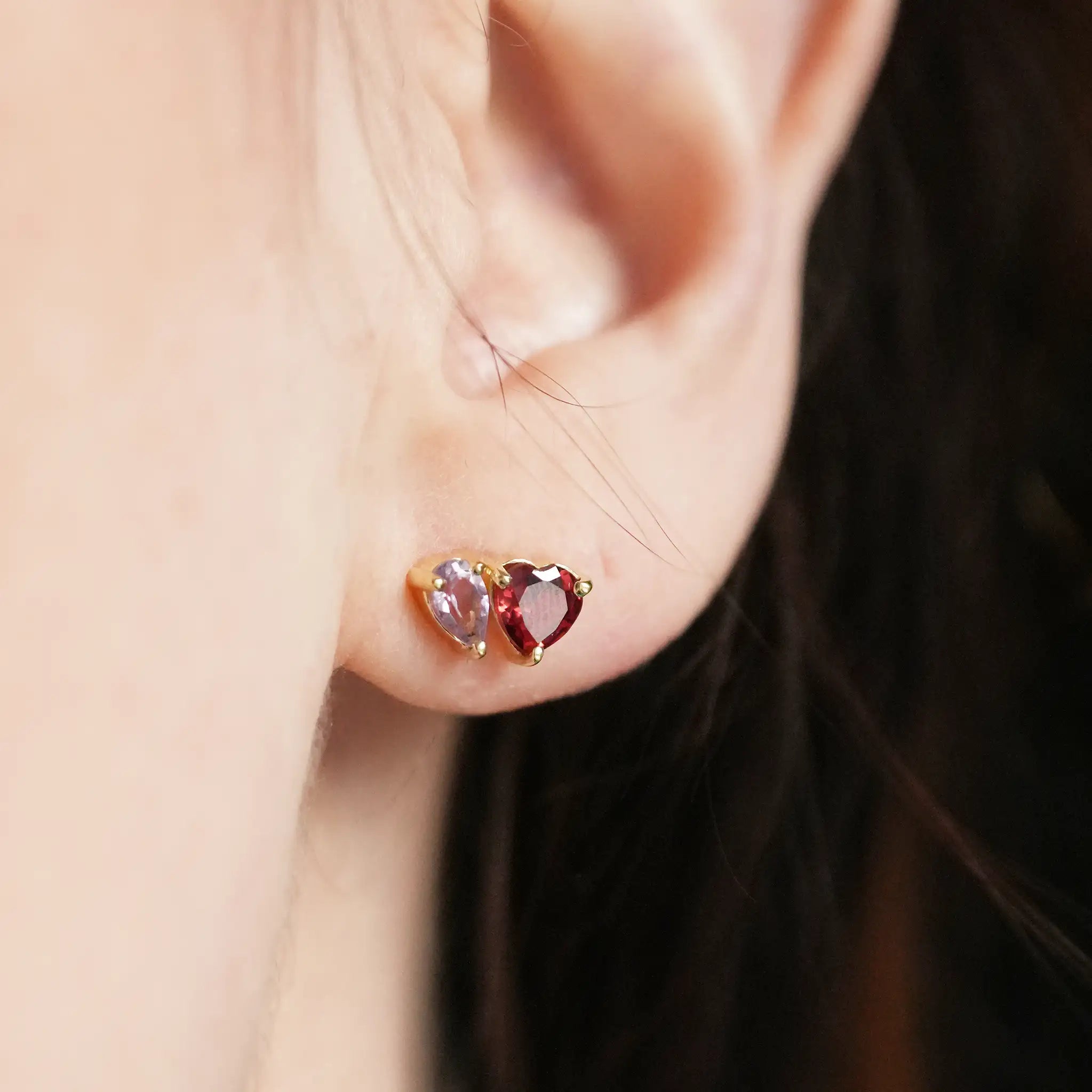 Gold Ruby and amethyst toi et mois earrings